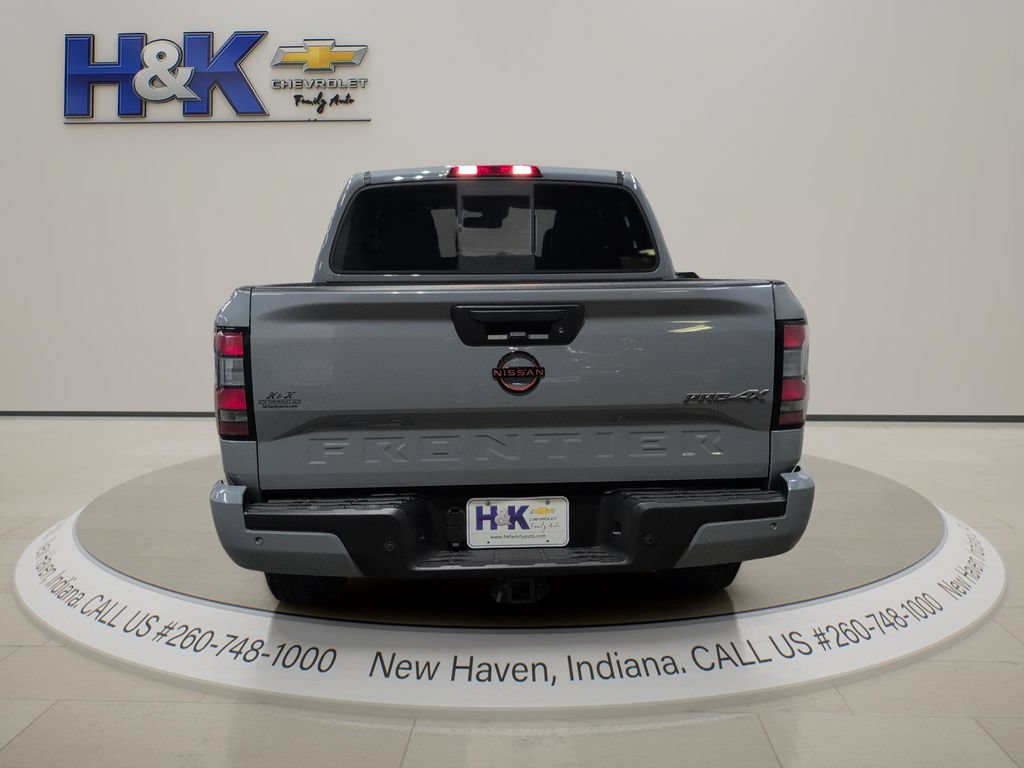 Used 2022 Nissan Frontier PRO-4X AWD/4WD image 5