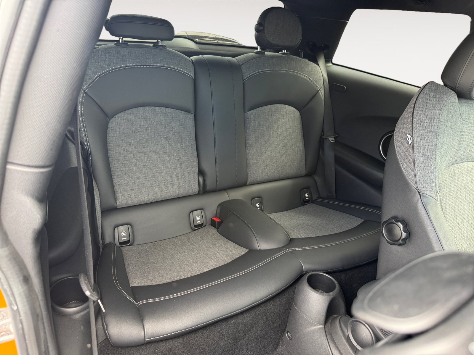Used 2015 MINI Cooper S FWD image 18