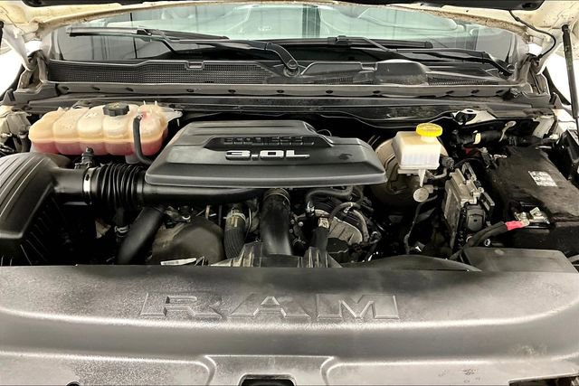 Used 2022 RAM 1500 Limited w/ Body-Colour Bumper Group image 31