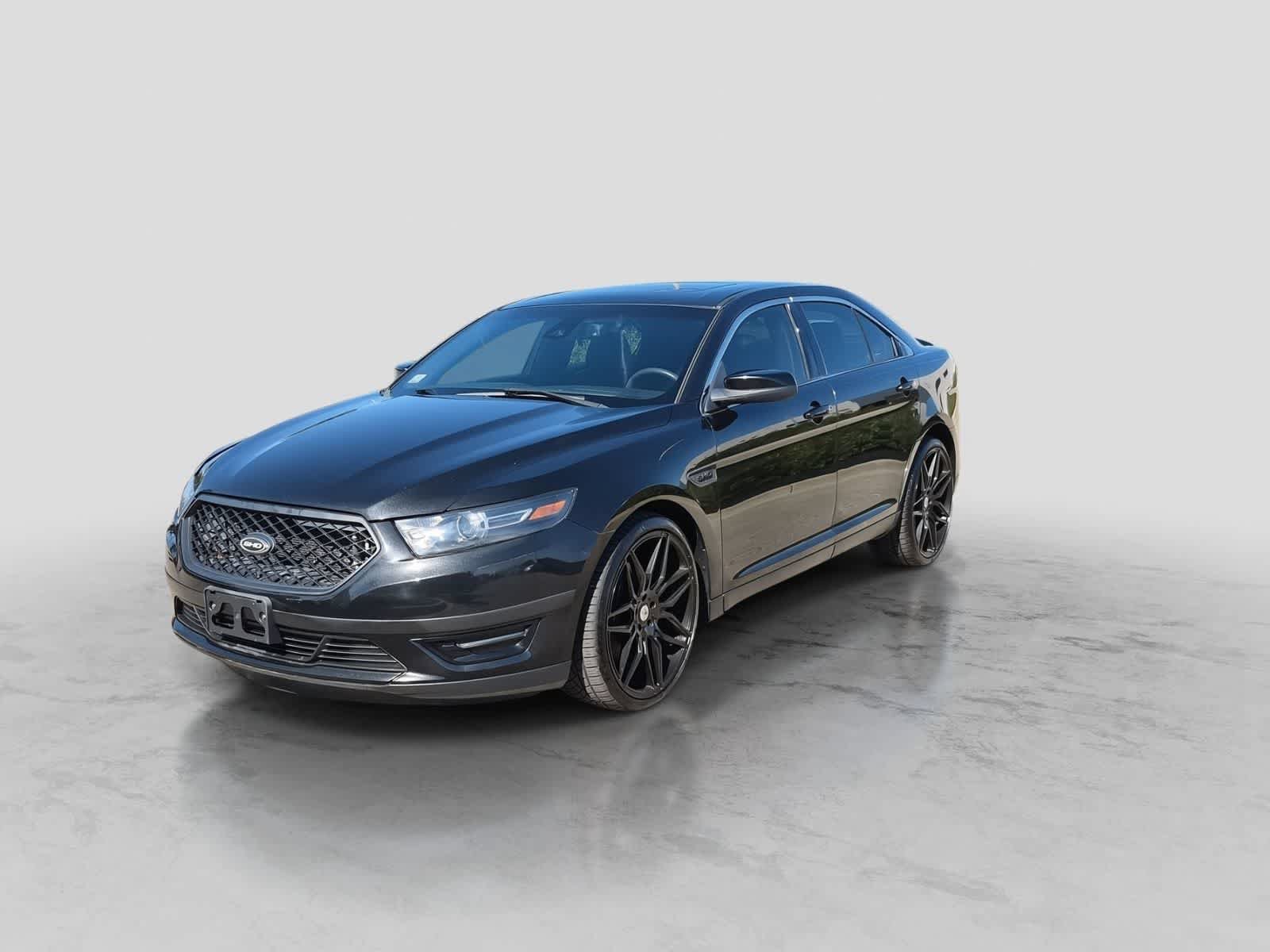 Used 2015 Ford Taurus SHO w/ Equipment Group 401A AWD/4WD image 4