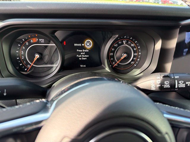 New 2026 Jeep Wrangler Unlimited Sahara AWD/4WD image 15
