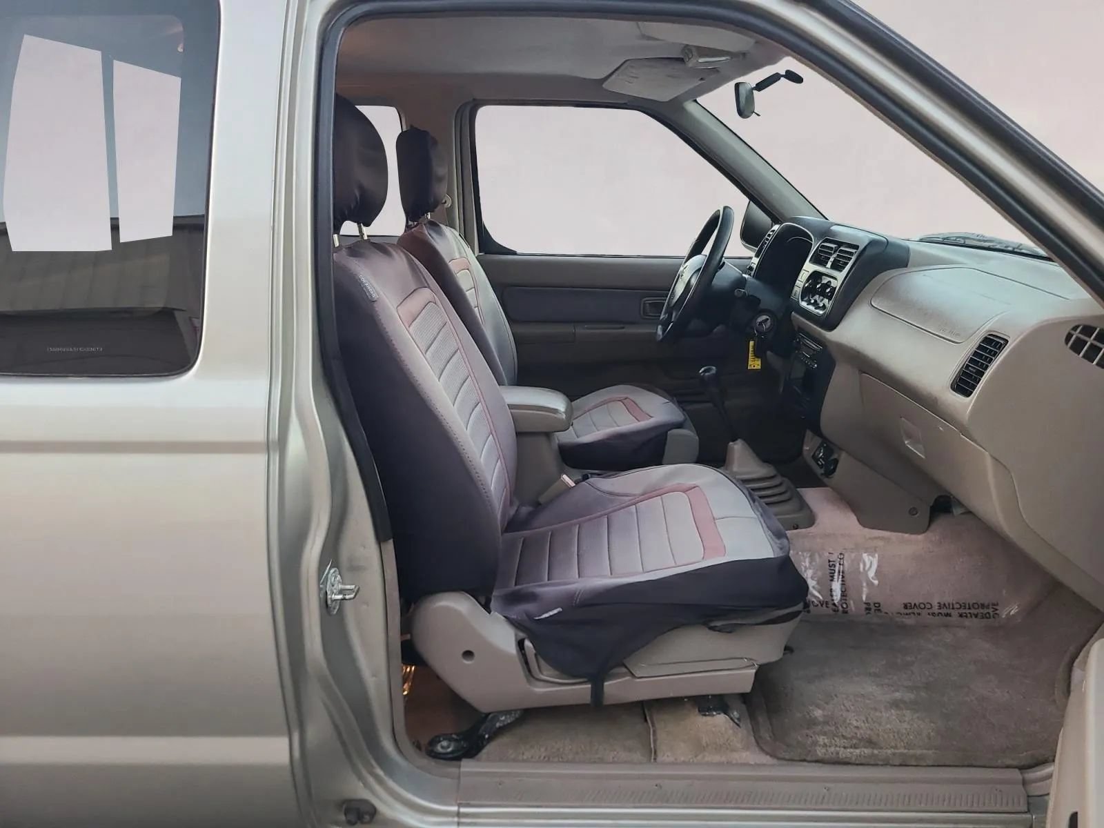 Used 2001 Nissan Frontier XE RWD image 18
