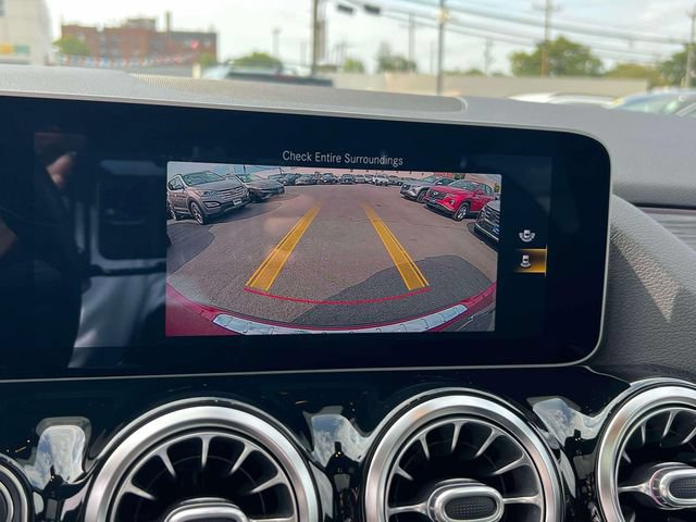 Used 2021 Mercedes-Benz GLA 250 4MATIC w/ AMG Line Exterior image 27