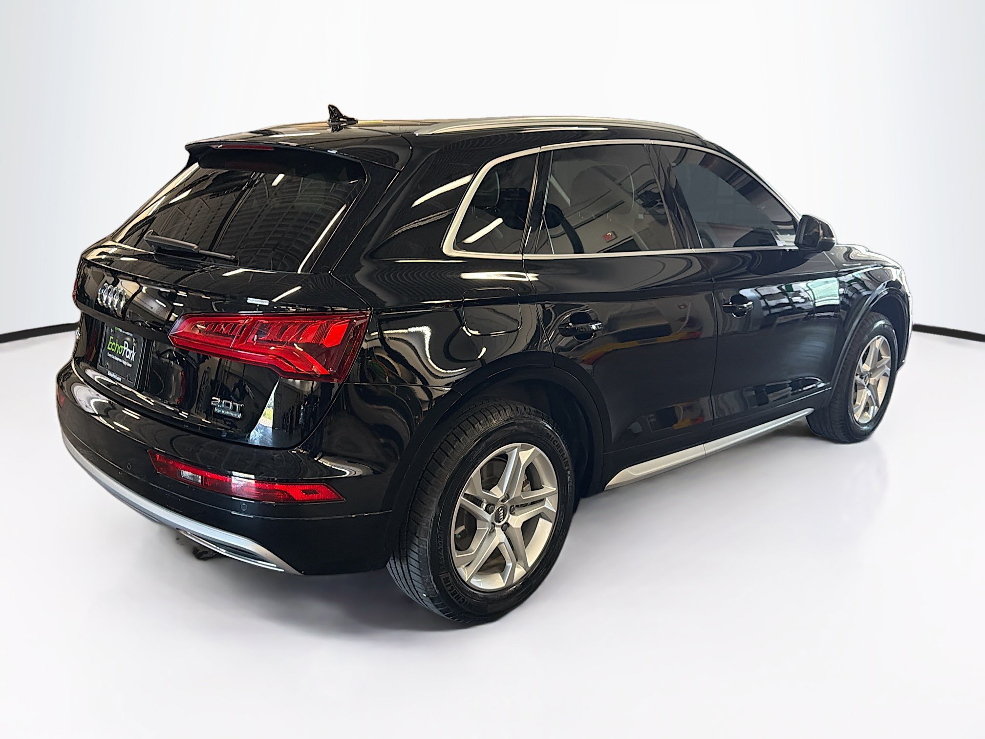 Used 2018 Audi Q5 2.0T Premium Plus w/ Premium Plus Package AWD/4WD image 9