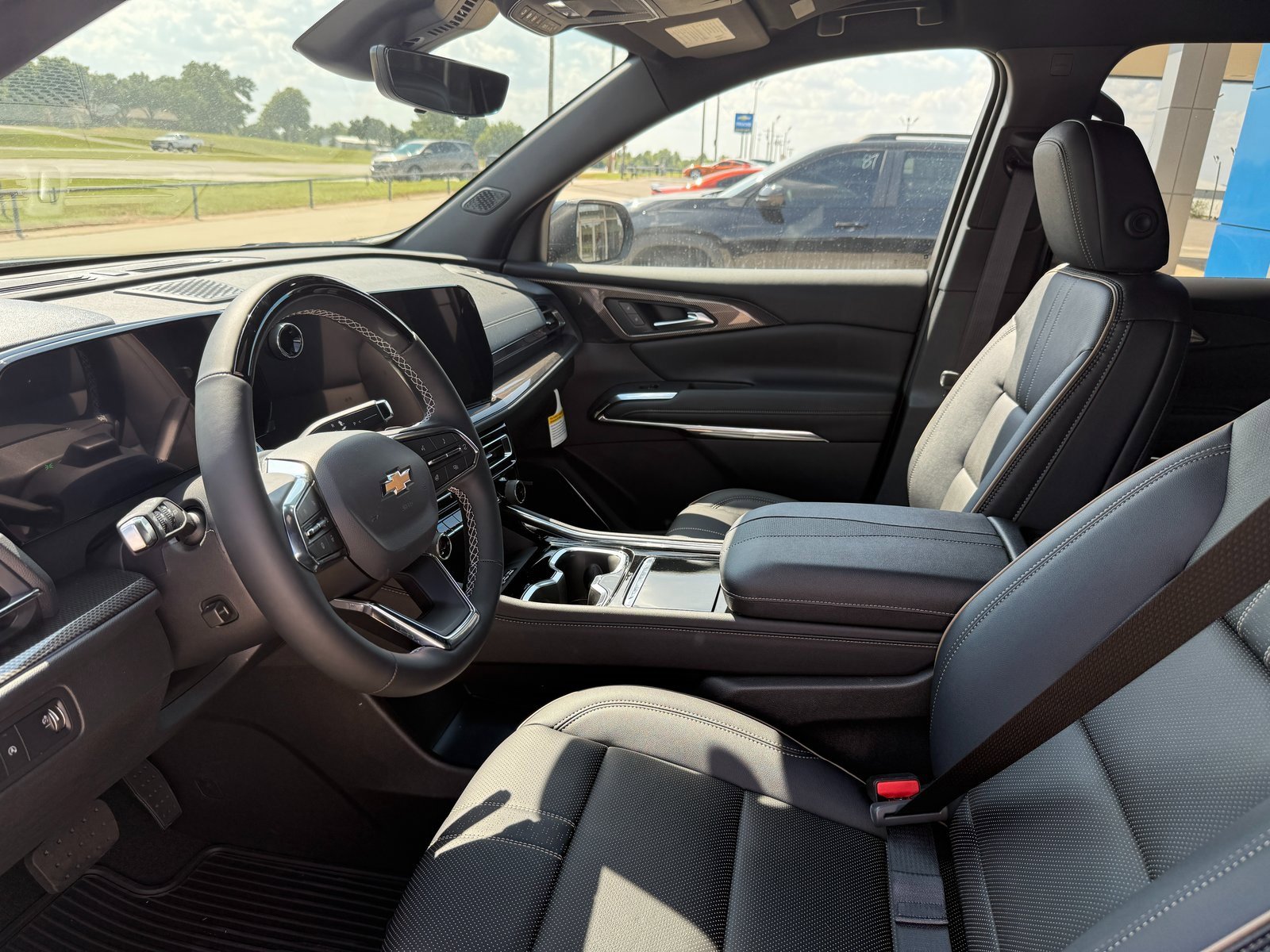 New 2026 Chevrolet Traverse High Country image 8