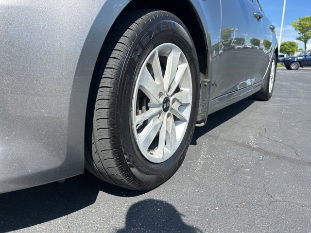 Used 2016 Kia Optima LX image 10