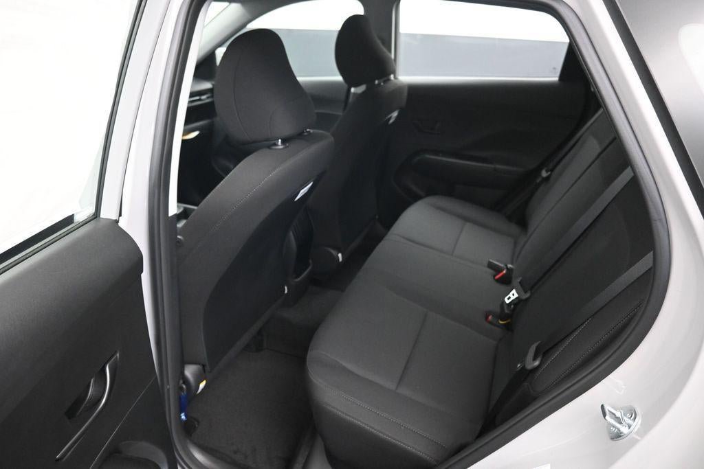 New 2027 Hyundai Kona SE FWD image 10