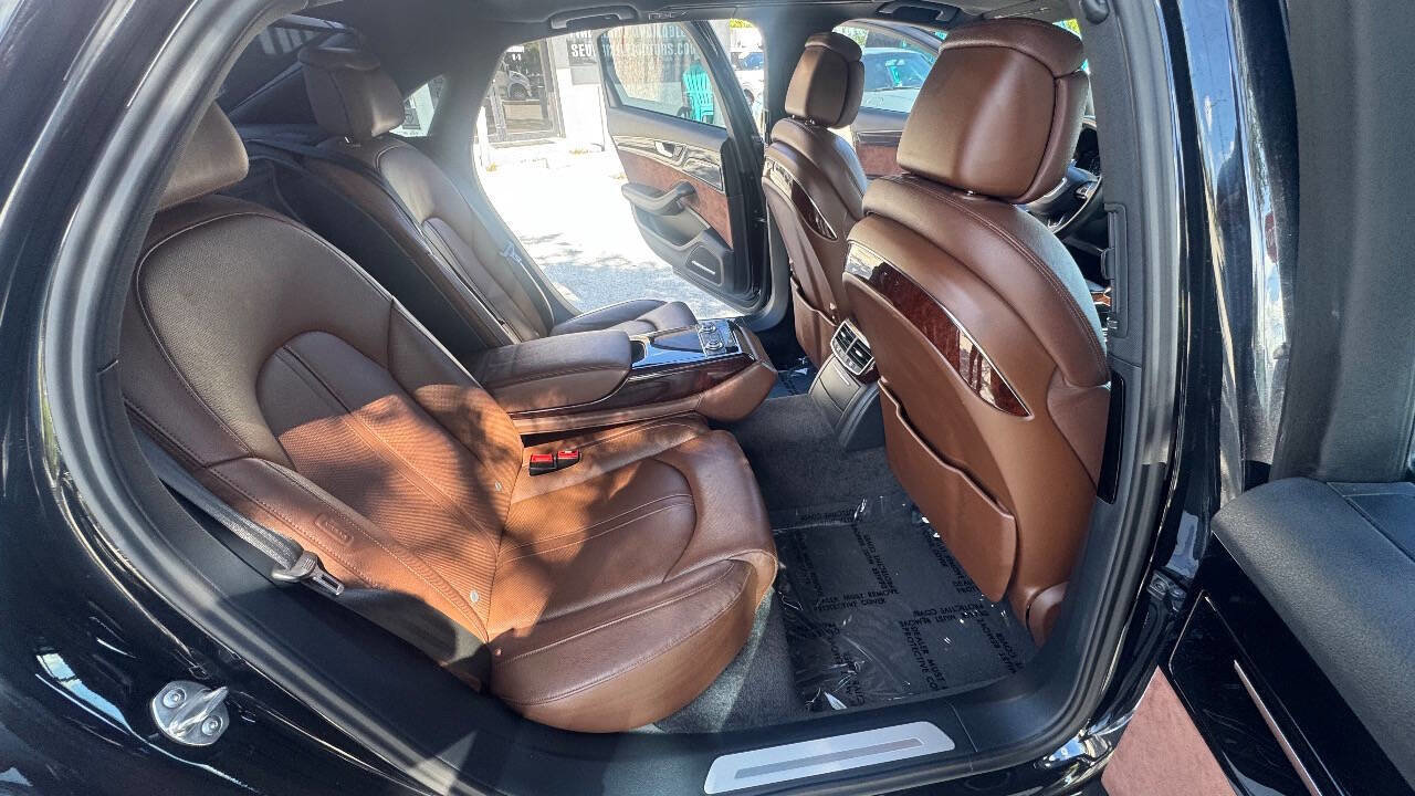 Used 2014 Audi A8 L TDI image 12