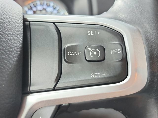 Used 2020 RAM 1500 Big Horn AWD/4WD image 23