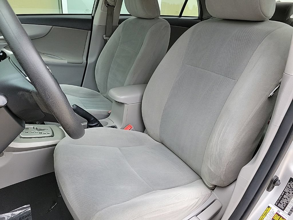 Used 2011 Toyota Corolla LE FWD image 11