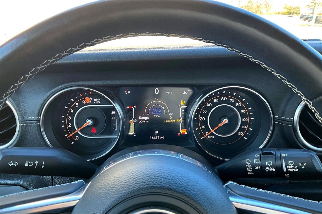 Certified 2023 Jeep Wrangler Sahara w/ Cold Weather Group image 10