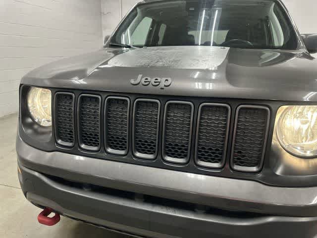 Used 2021 Jeep Renegade Trailhawk AWD/4WD image 30
