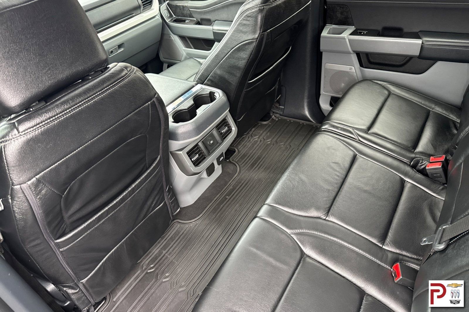 Used 2023 Ford F350 XLT w/ XLT Premium Package image 14