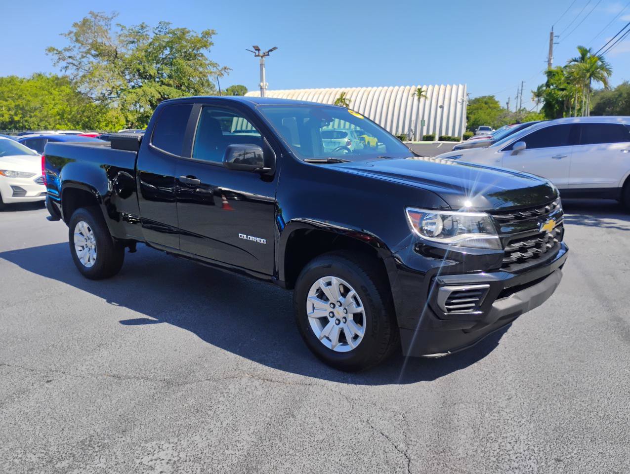 Used 2022 Chevrolet Colorado LT w/ Fleet Safety Package RWD image 2