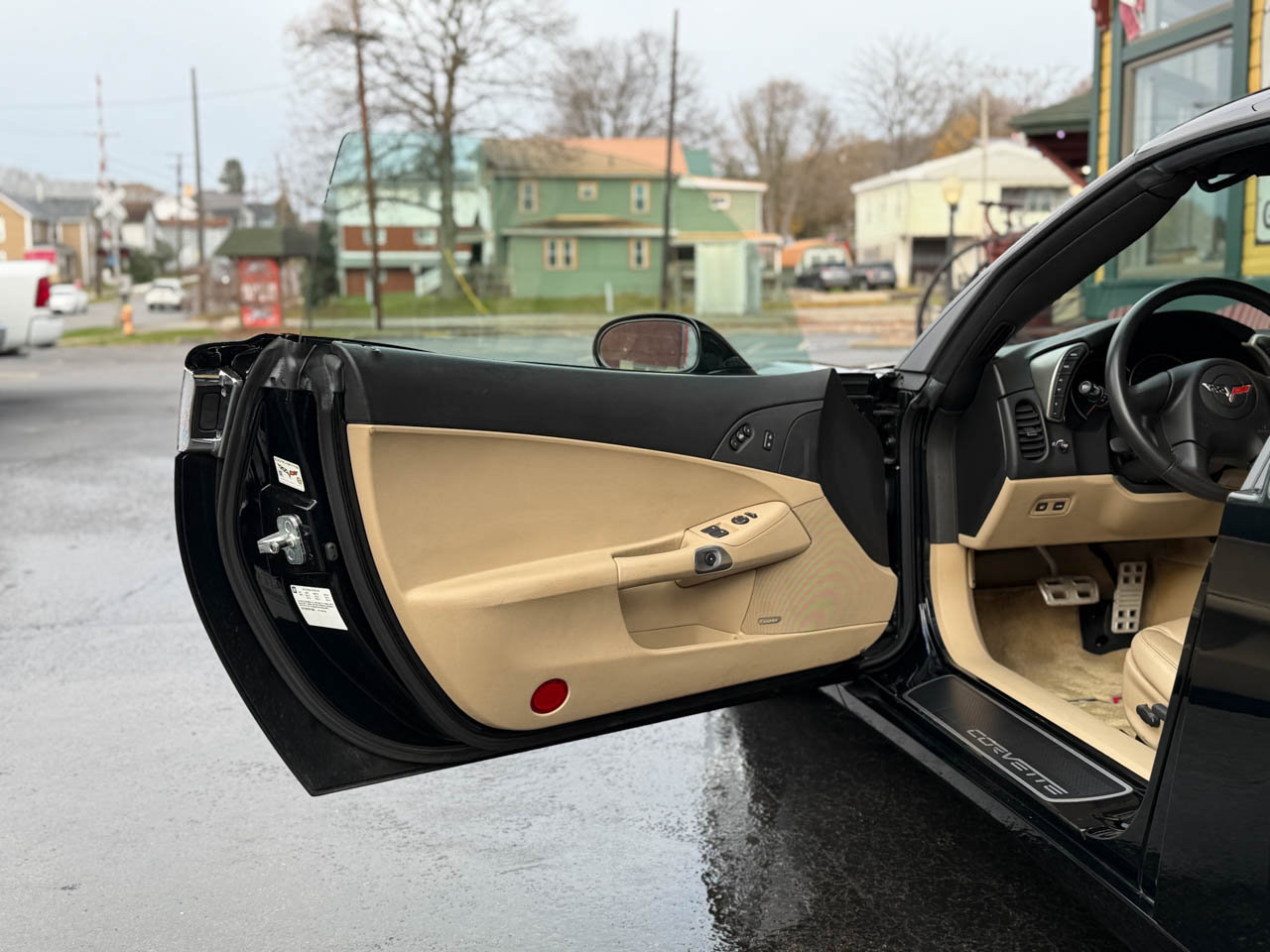 Used 2005 Chevrolet Corvette Coupe w/ Preferred Equipment Group image 13