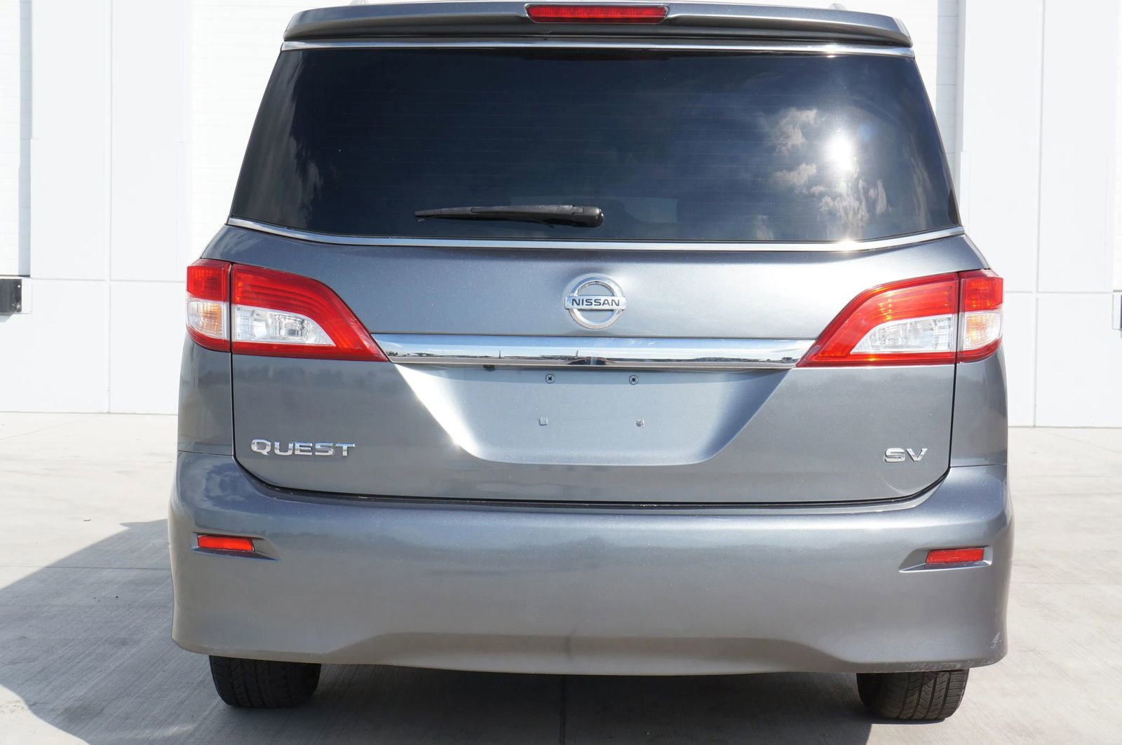 Used 2016 Nissan Quest SV image 12