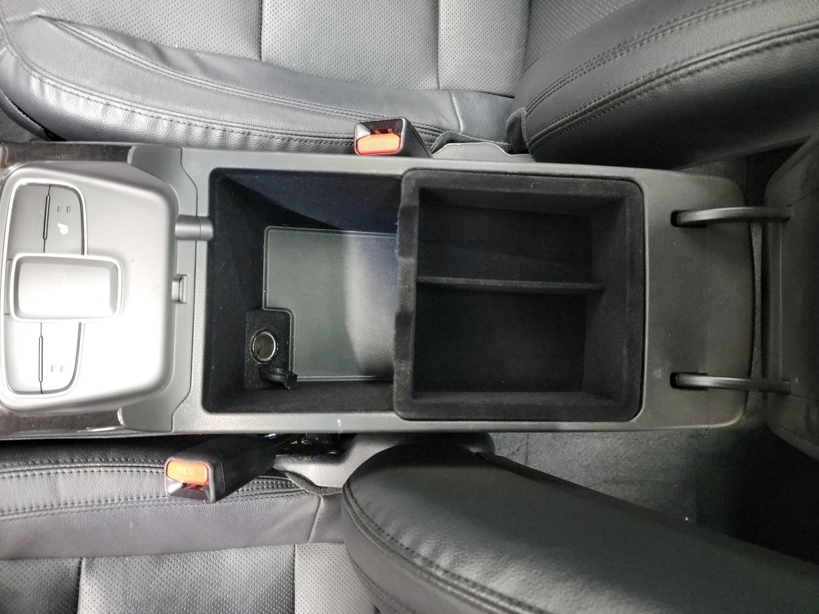 Used 2015 Kia Cadenza Premium image 29