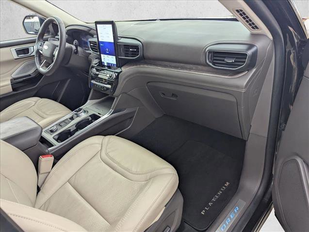 Used 2024 Ford Explorer Platinum w/ Technology Package image 19