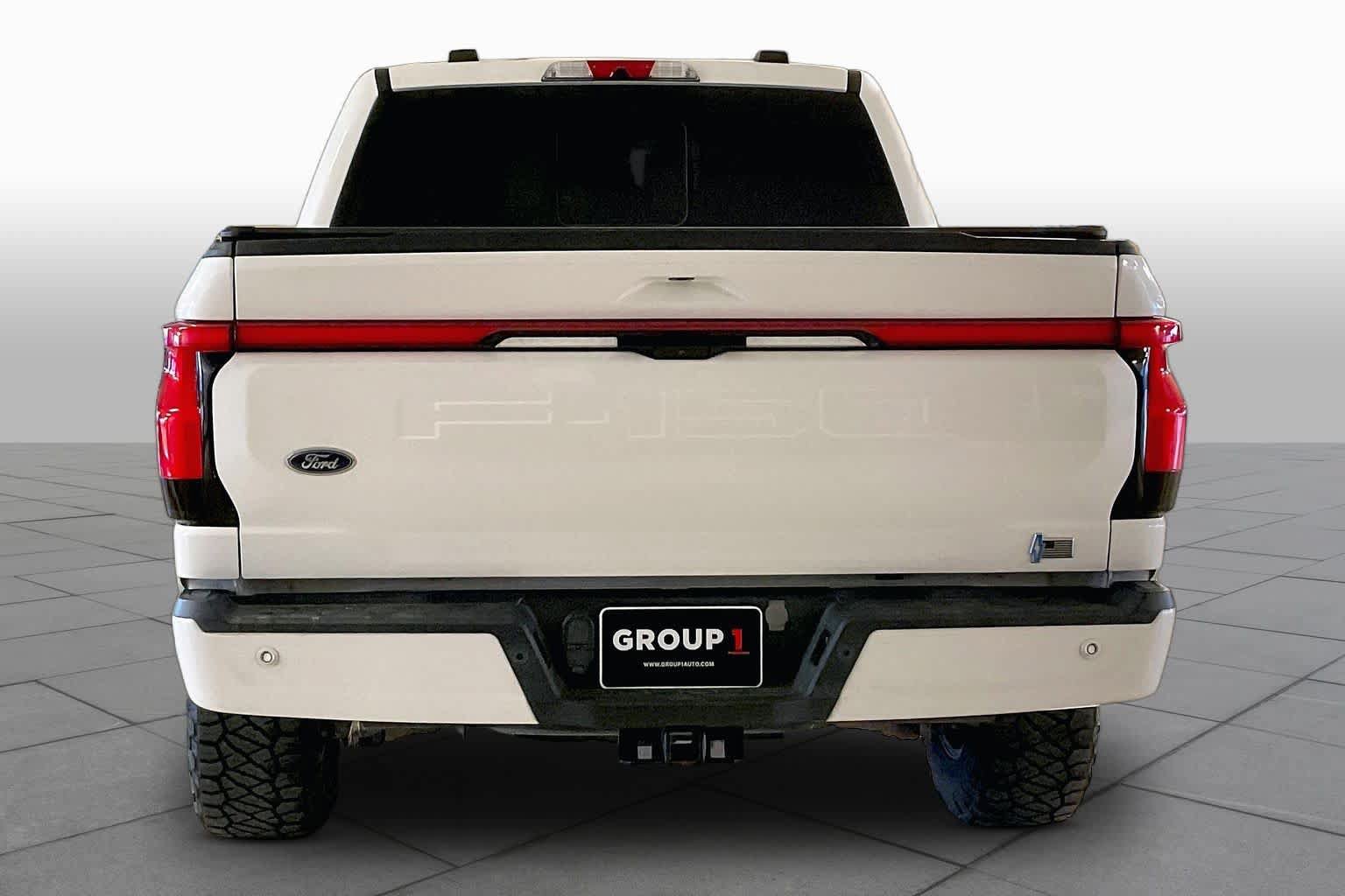 Used 2023 Ford F150 Lightning Platinum AWD/4WD image 4