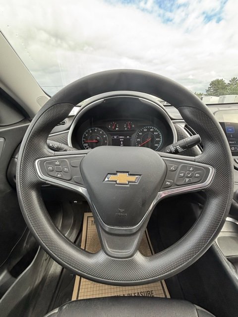Used 2022 Chevrolet Malibu LS w/ Driver Confidence Package image 22