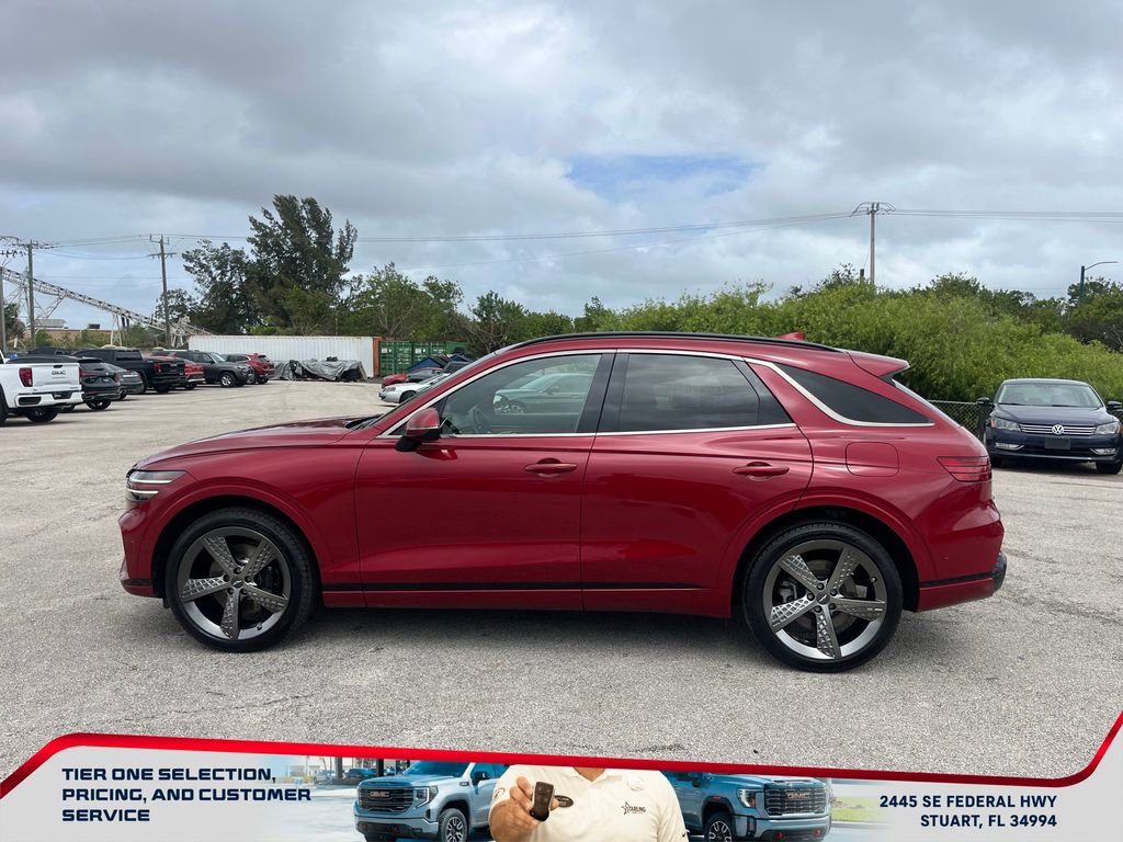 Used 2022 Genesis GV70 3.5T Sport w/ Sport Prestige Package AWD/4WD image 4