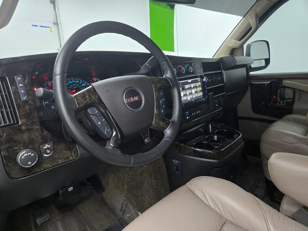 Used 2023 GMC Savana 2500 image 17