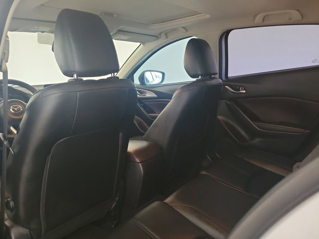 Used 2017 MAZDA MAZDA3 Touring image 14