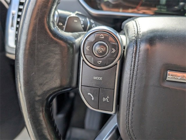 Used 2016 Land Rover Range Rover HSE image 32