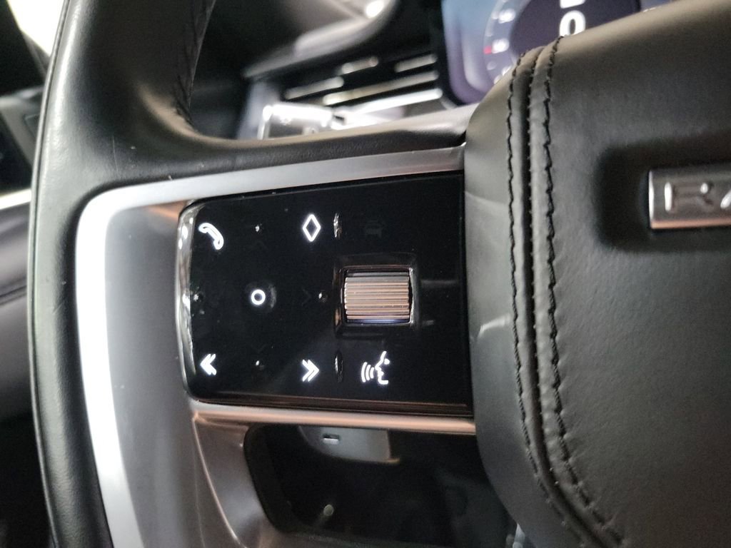 Used 2023 Land Rover Range Rover SV image 15