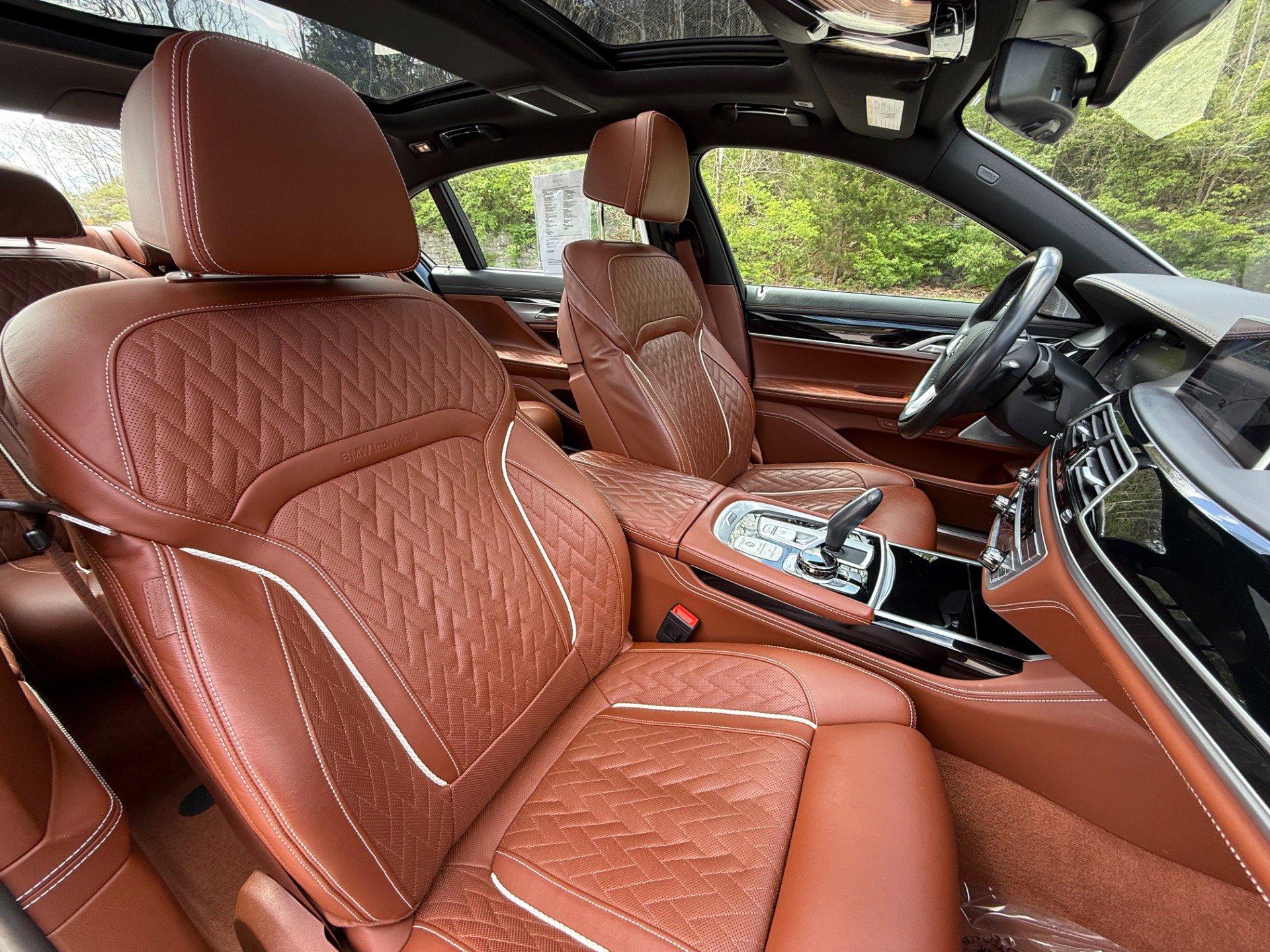 Used 2020 BMW ALPINA B7 xDrive w/ Luxury Rear Seating Package image 23