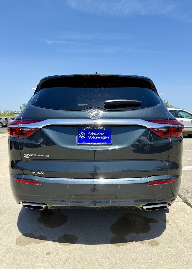 Used 2021 Buick Enclave Avenir w/ Avenir Technology Package image 7