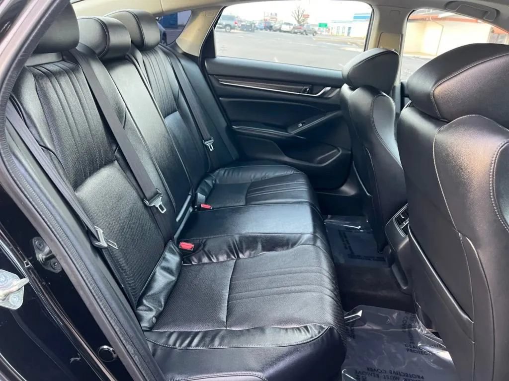 Used 2018 Honda Accord EX-L image 19