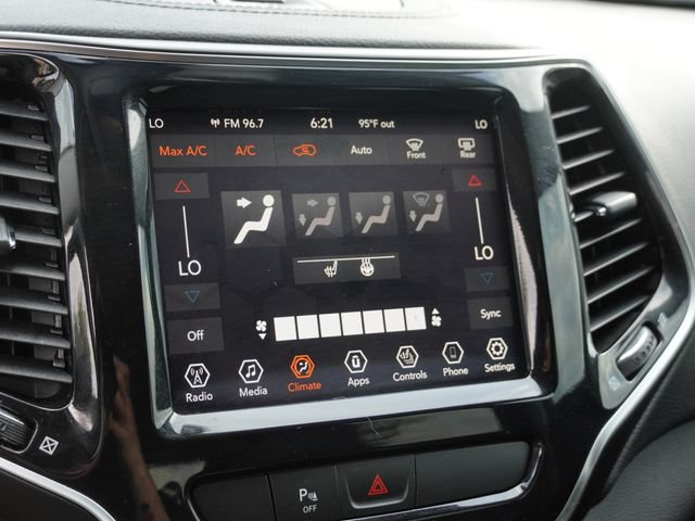Used 2019 Jeep Cherokee Limited FWD image 23