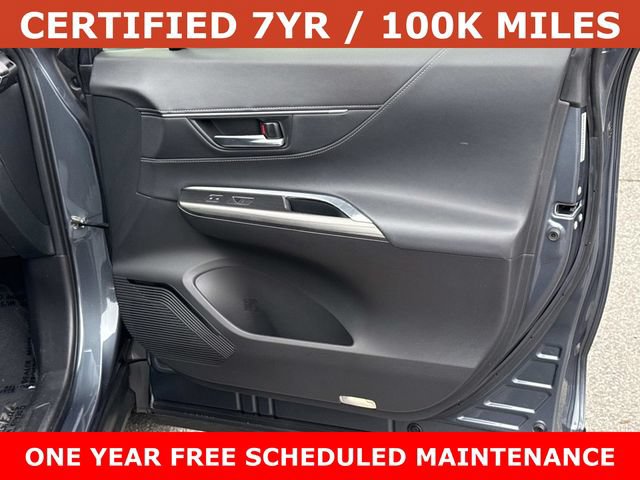 Used 2022 Toyota Venza XLE AWD/4WD image 8