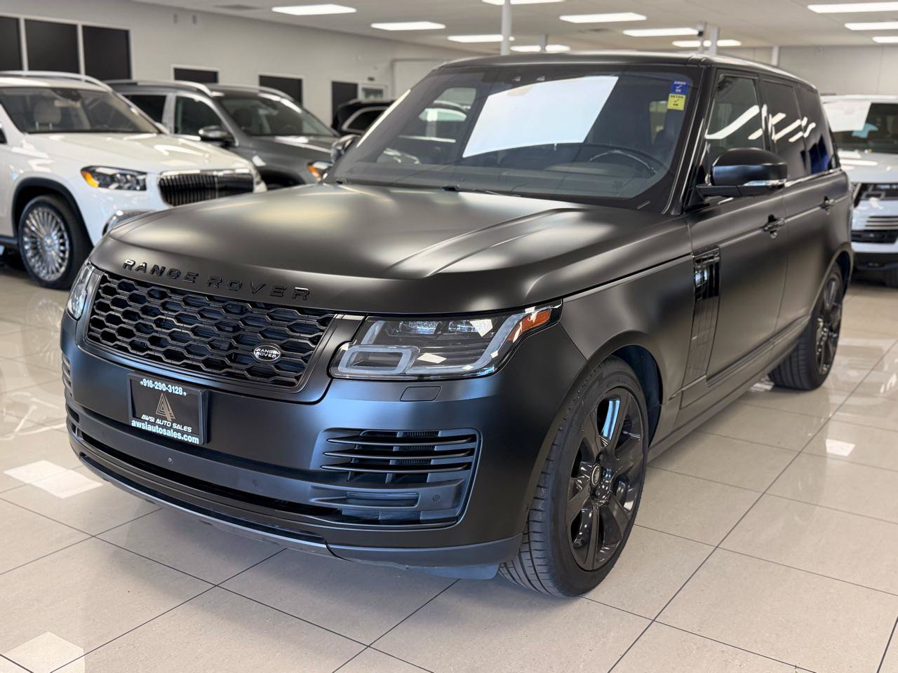 Used 2019 Land Rover Range Rover HSE AWD/4WD image 3