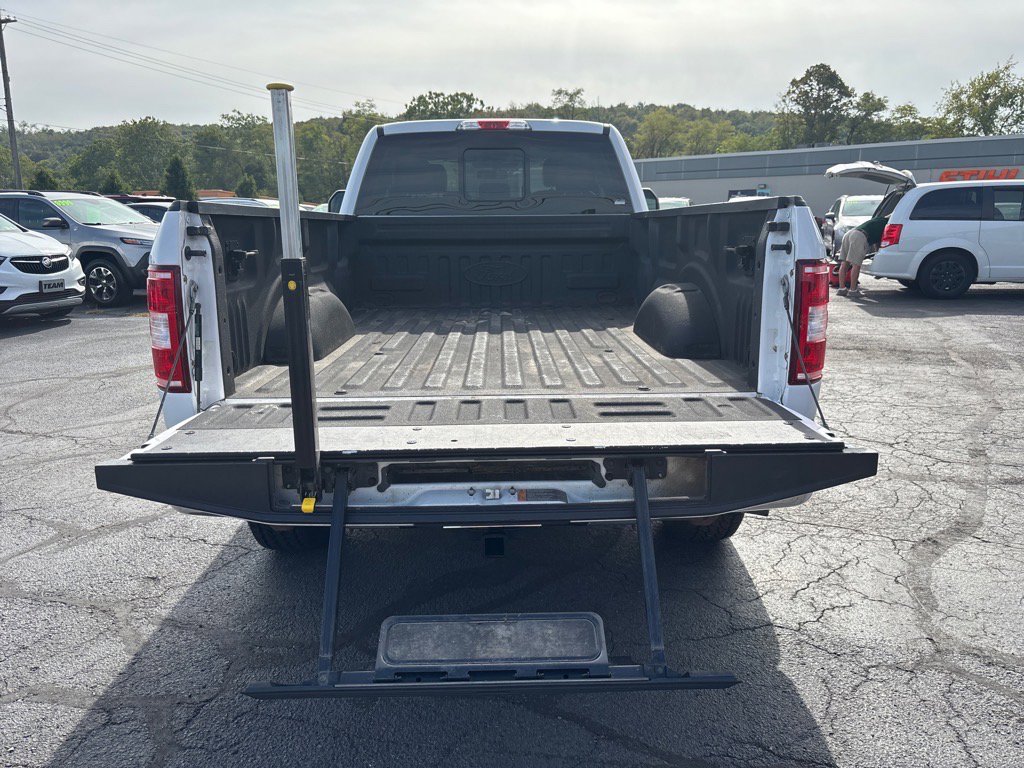 Used 2018 Ford F150 XLT w/ Equipment Group 302A Luxury image 14