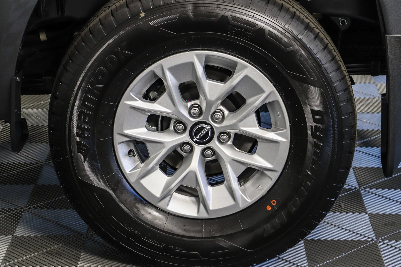 New 2027 Nissan Frontier S w/ Tow Package RWD image 12