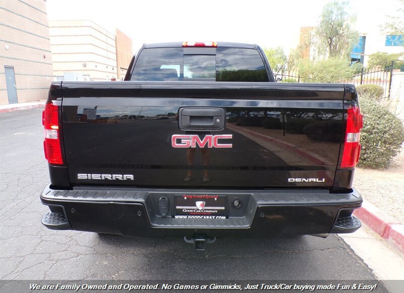 Used 2015 GMC Sierra 1500 Denali w/ Driver Alert Package AWD/4WD image 4
