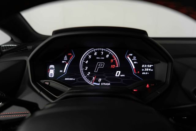 Used 2022 Lamborghini Huracan EVO image 17