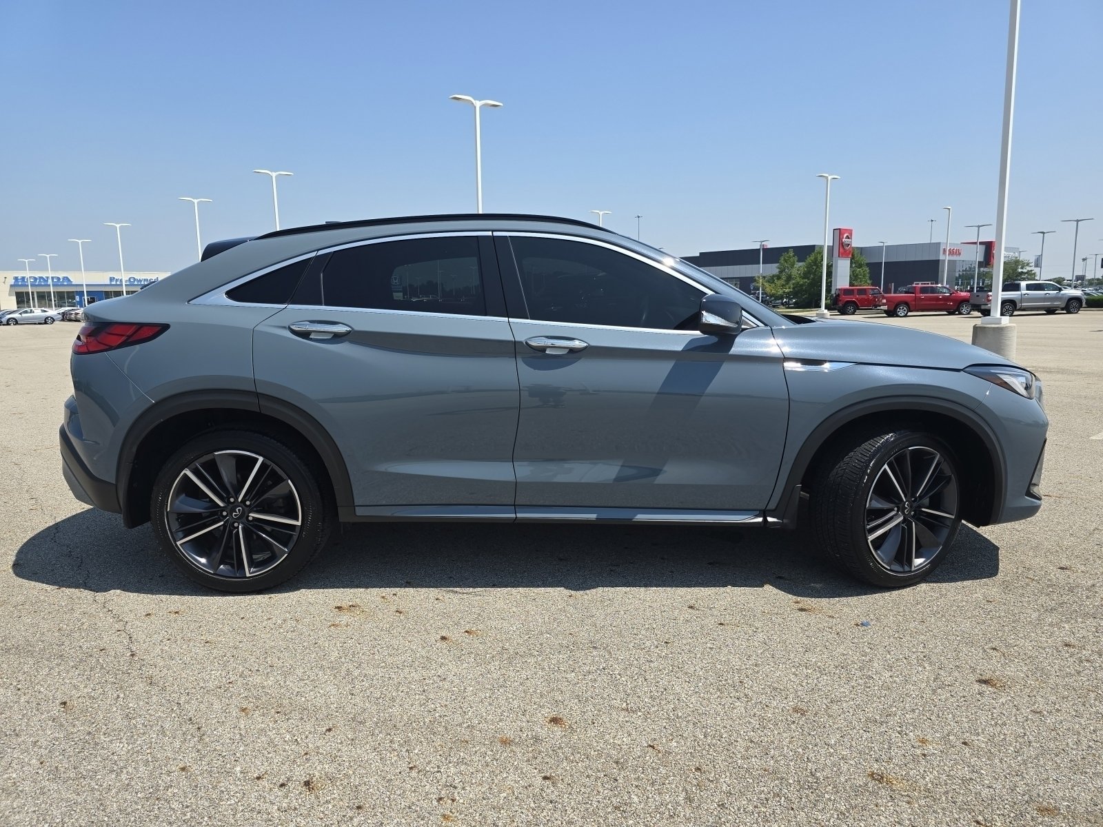 Used 2023 INFINITI QX55 Luxe w/ Cargo Package image 28