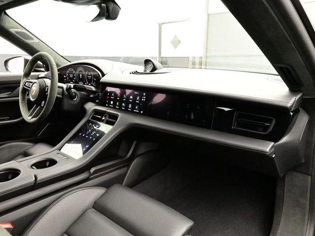 Certified 2025 Porsche Taycan Turbo GT image 21