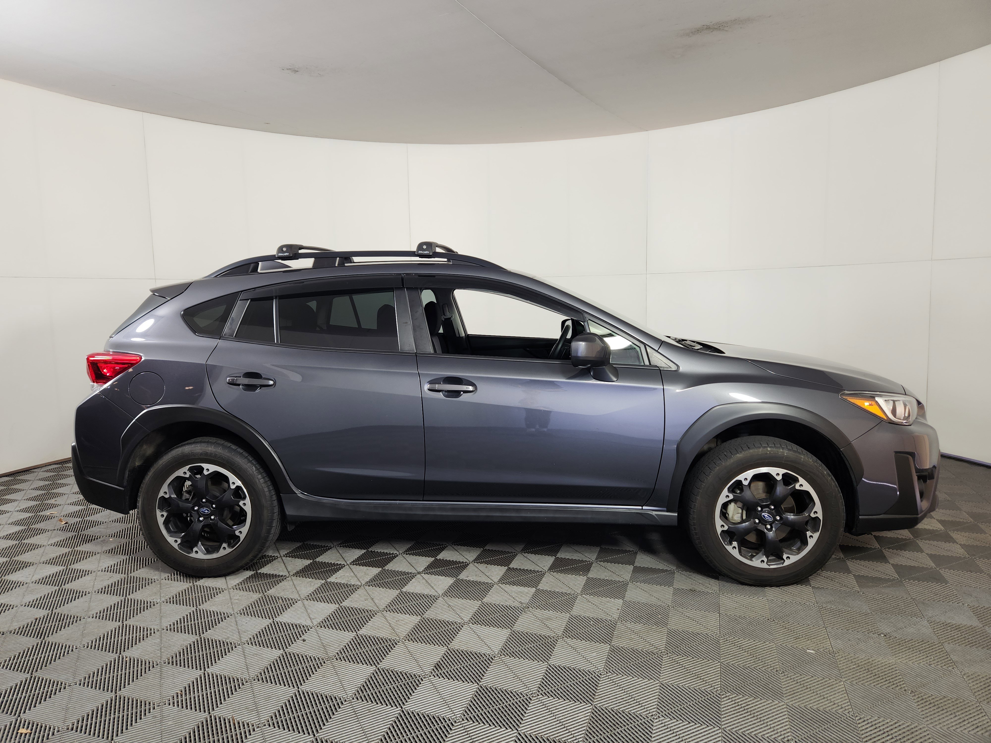 Used 2023 Subaru Crosstrek 2.0i Premium image 8
