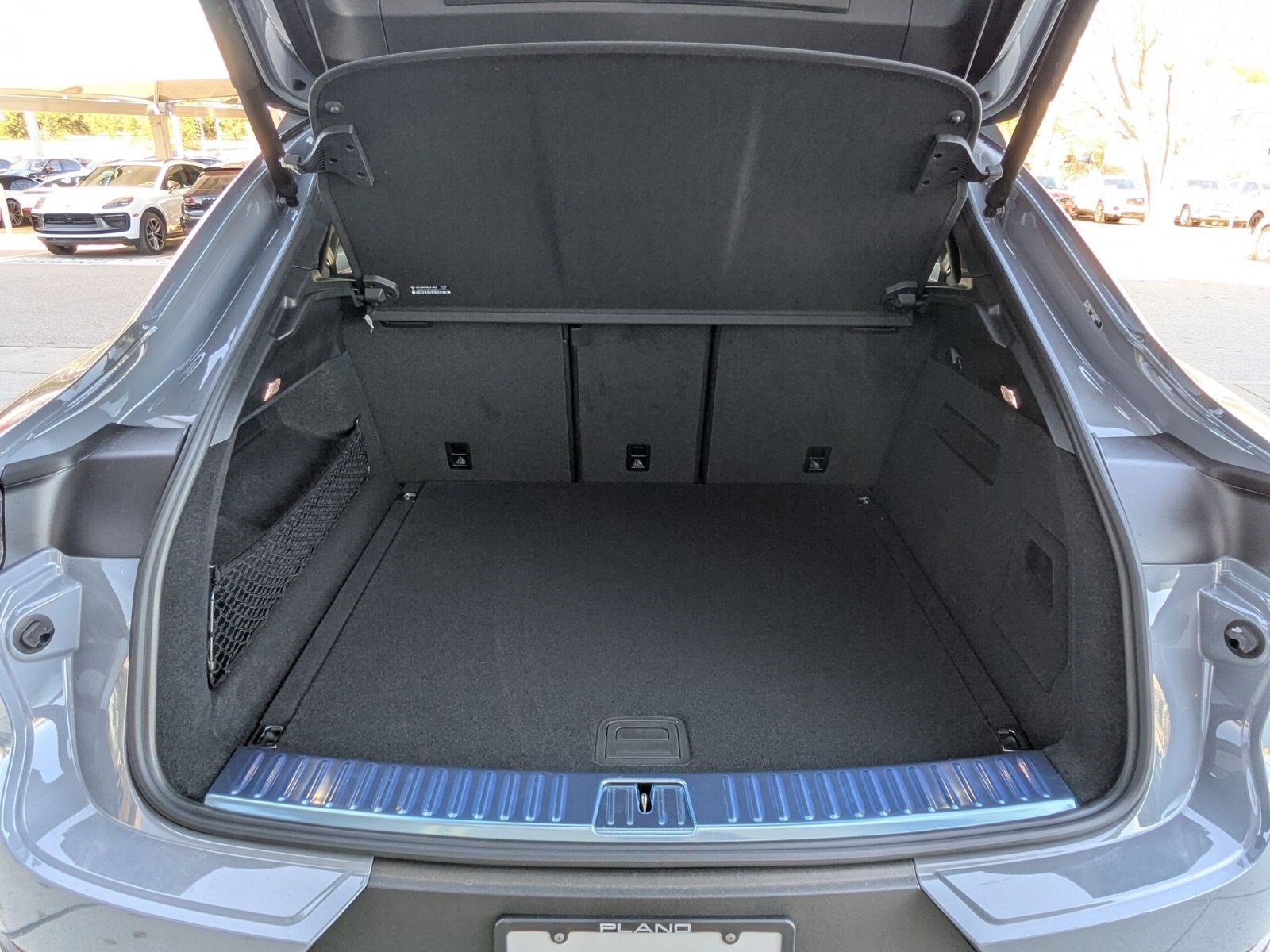 New 2026 Porsche Cayenne Coupe image 23