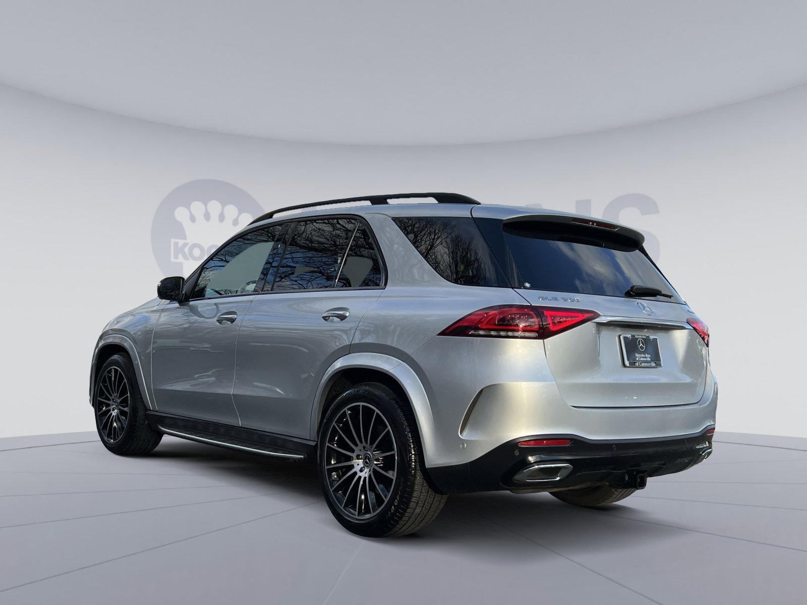 Used 2020 Mercedes-Benz GLE 350 4MATIC image 4