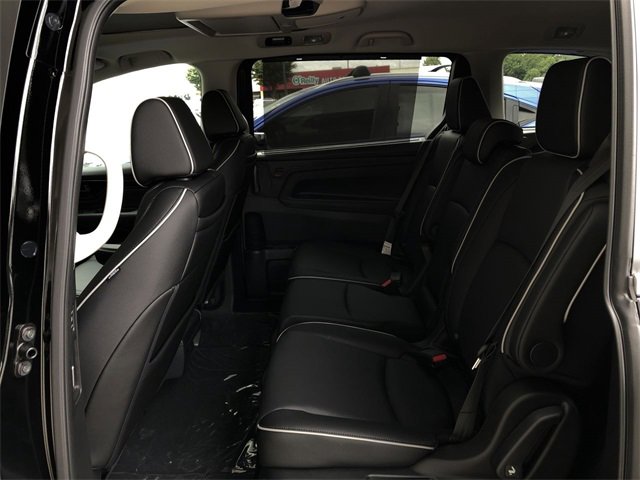 New 2026 Honda Odyssey Touring image 13