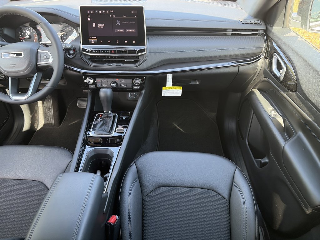 New 2026 Jeep Compass Latitude AWD/4WD image 16