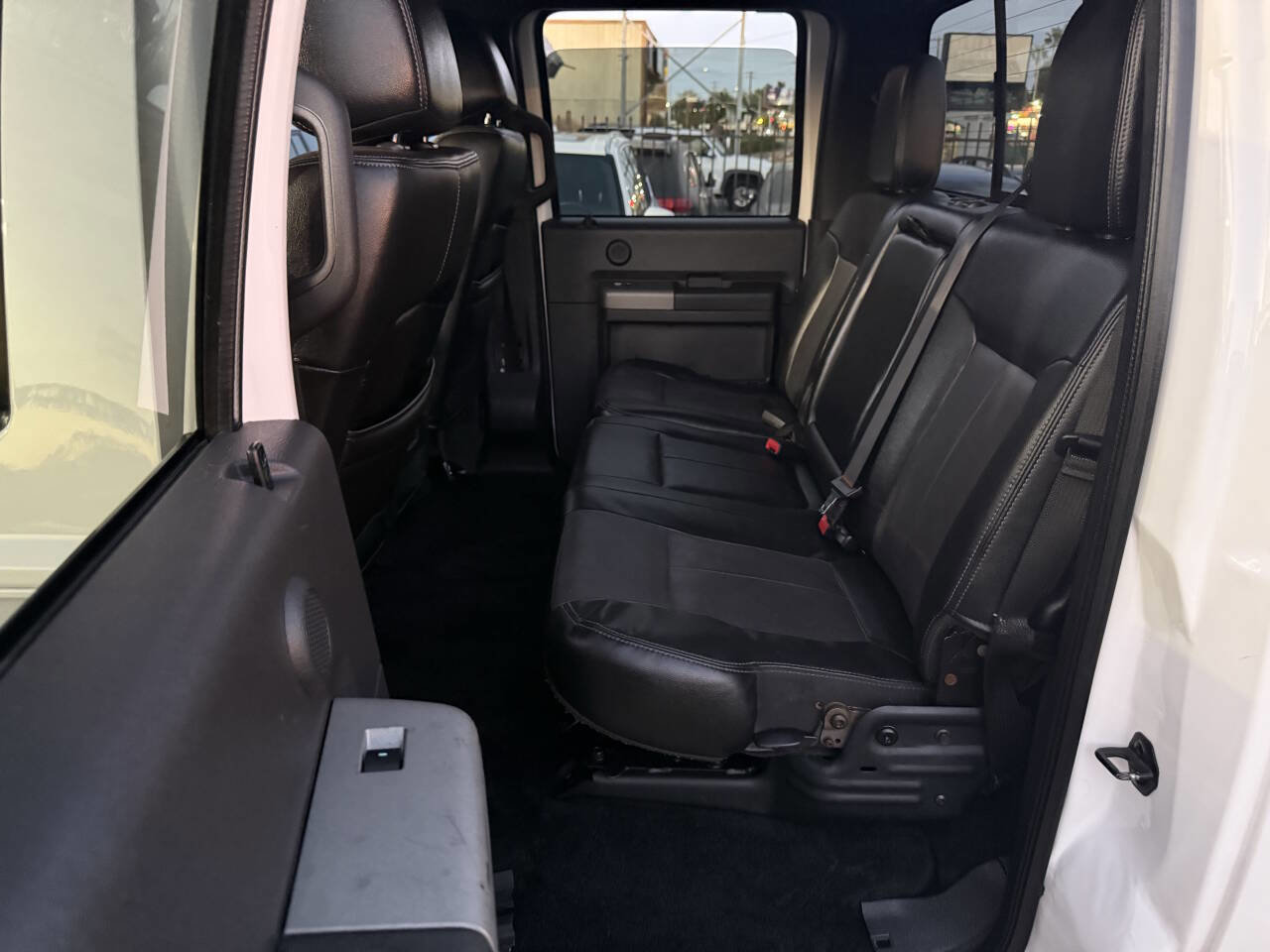 Used 2016 Ford F250 Lariat w/ Lariat Ultimate Package image 16
