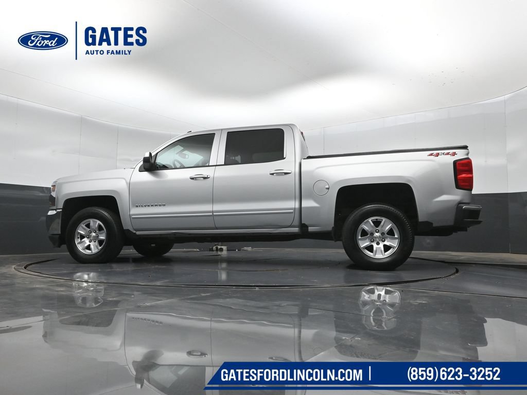 Used 2018 Chevrolet Silverado 1500 LT w/ All Star Edition AWD/4WD image 38