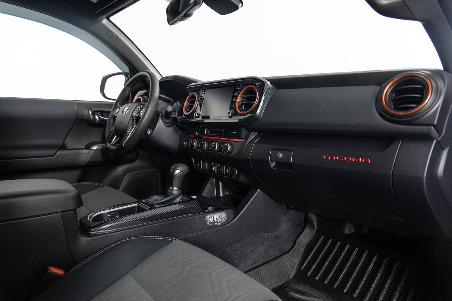 Used 2022 Toyota Tacoma TRD Sport w/ Technology Package image 25