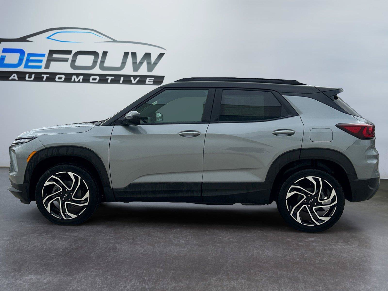 Used 2024 Chevrolet TrailBlazer RS w/ Driver Confidence Package AWD/4WD image 6